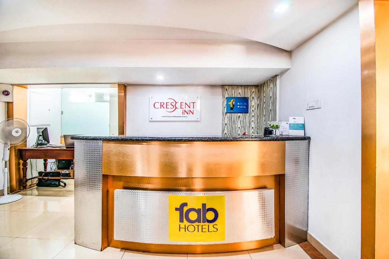 Hotel Crescent Inn Čennai Exteriér fotografie